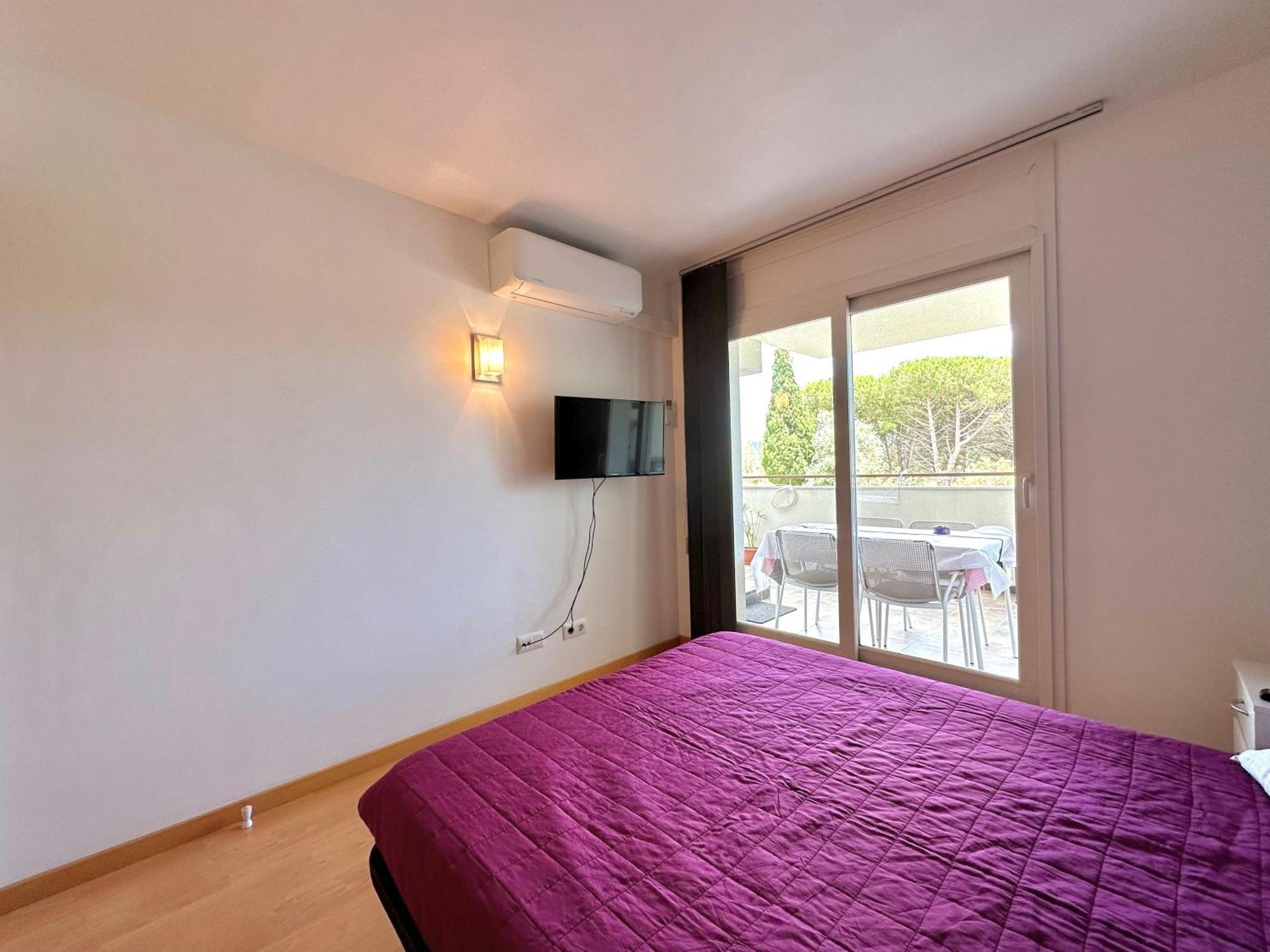 V017 - Porto Marina Apartment Росес Екстериор снимка